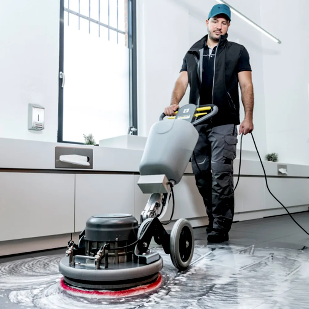 Máy chà sàn đơn Karcher BDS 43/ Orbital C Spray – Hoạt động dễ dàng và trực quan