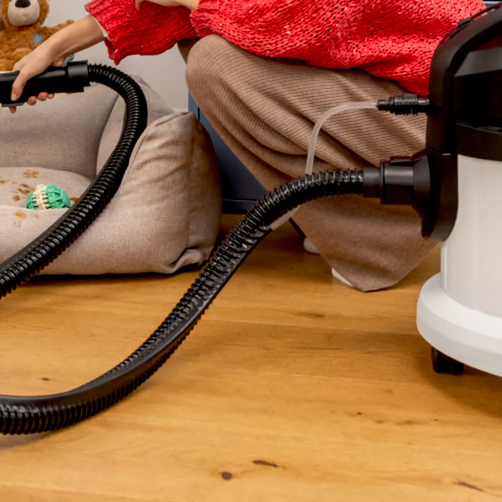 Máy giặt thảm Karcher SE 4 – Ống hút 2 trong 1 linh hoạt tối ưu
