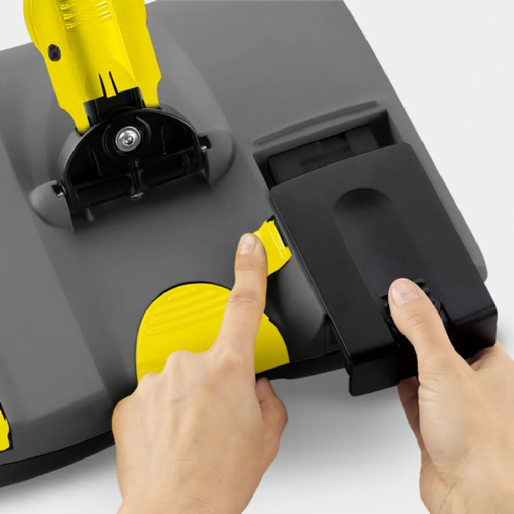 Máy hút bụi Karcher EB 30/1 Li-Ion – Dễ dàng thay thế ắc-quy
