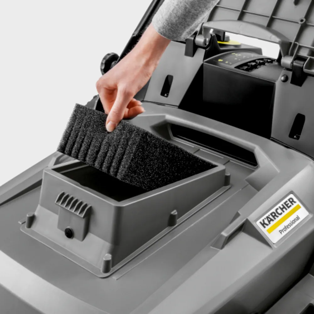 Xe quét và máy quét hút đẩy tay Karcher KM 70/30 C BP – Màng lọc bụi